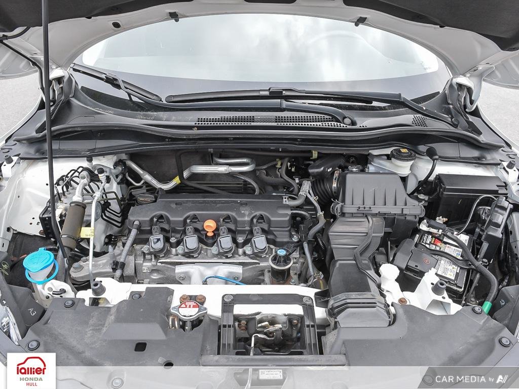 2020 Honda HR-V LX in Gatineau, Quebec - 8 - w1024h768px
