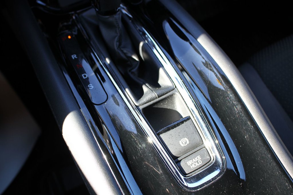 2022 Honda HR-V Sport | AWD in Gatineau, Quebec - 16 - w1024h768px