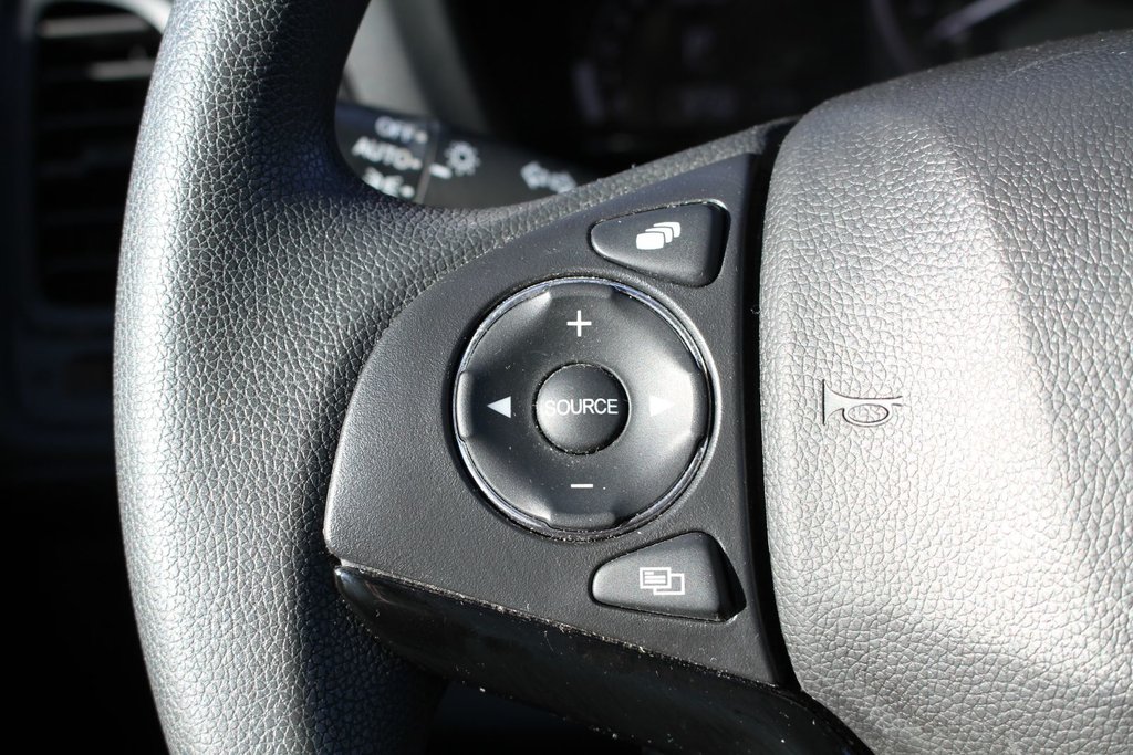 2022 Honda HR-V LX | AWD in Gatineau, Quebec - 13 - w1024h768px