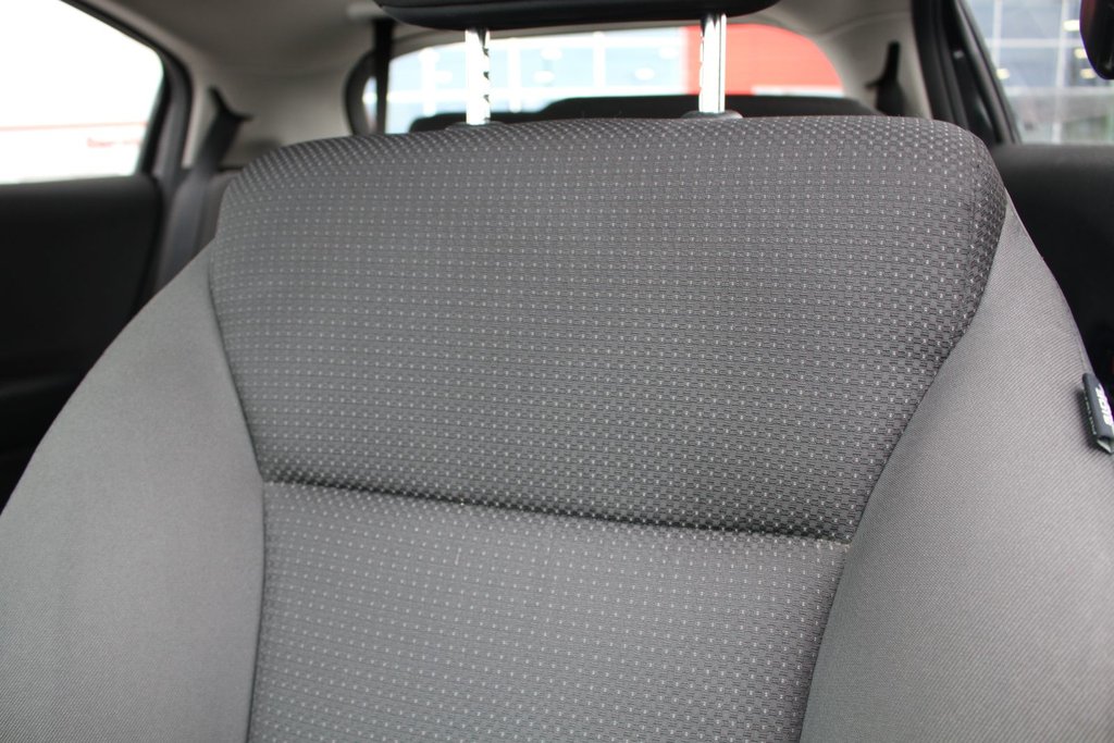 Honda HR-V LX | FWD 2022 à , Québec - 21 - w1024h768px