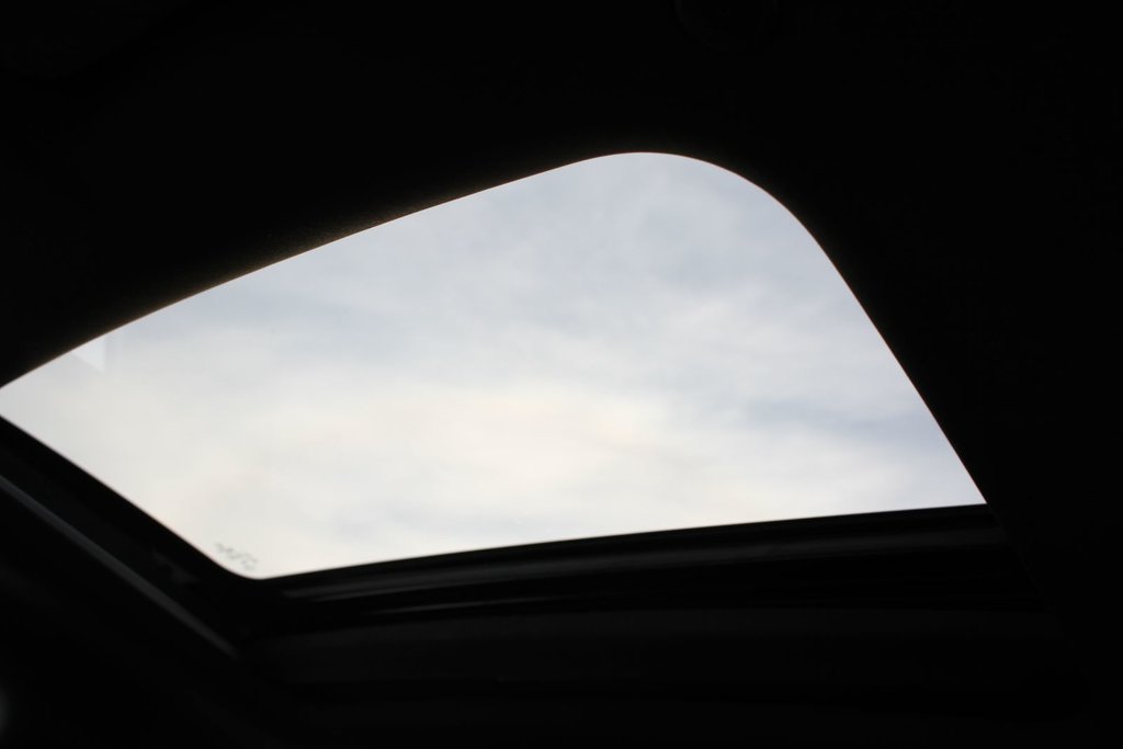 Honda HR-V Sport | AWD 2023 à , Québec - 23 - w1024h768px