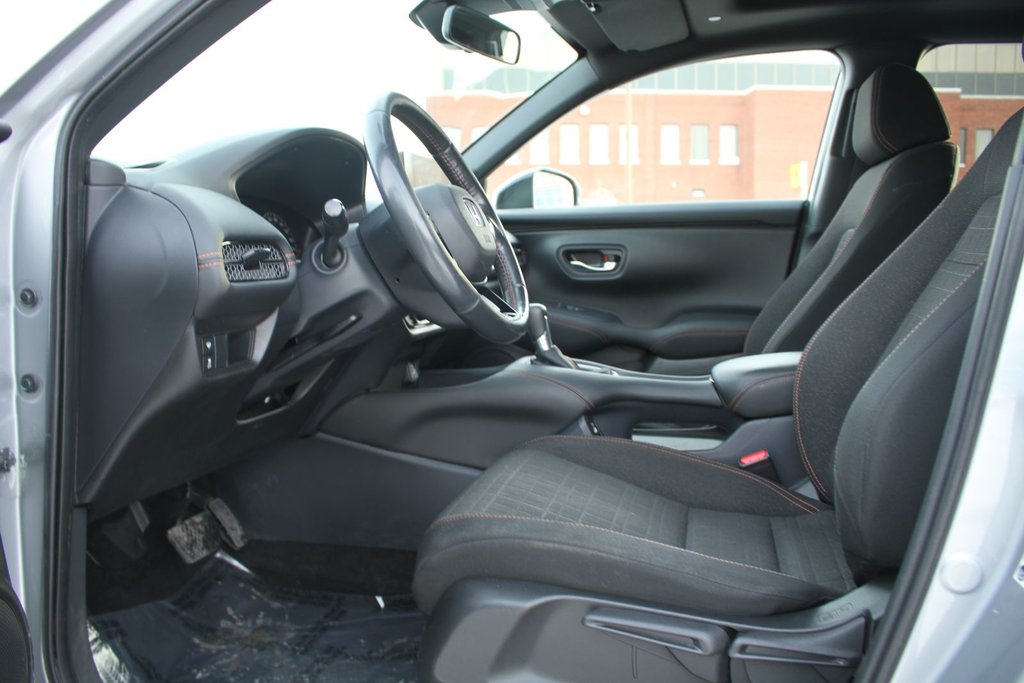 Honda HR-V Sport | AWD 2023 à , Québec - 7 - w1024h768px