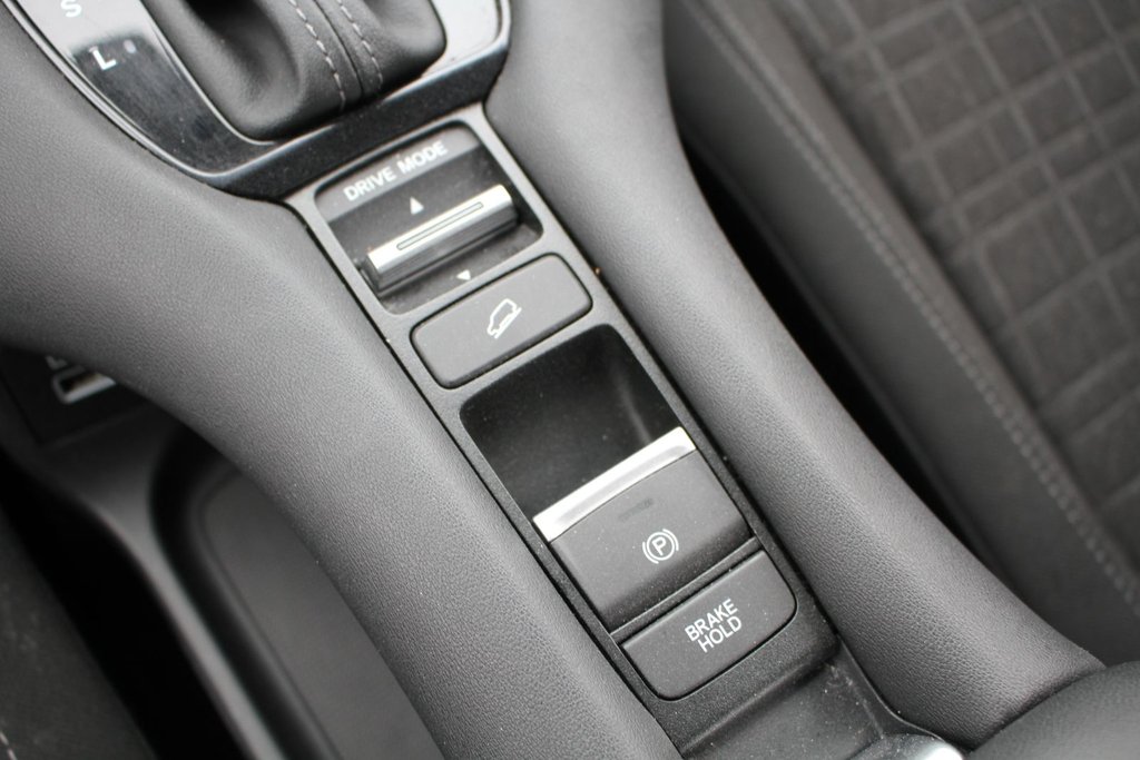 Honda HR-V LX | AWD 2023 à Gatineau, Québec - 15 - w1024h768px