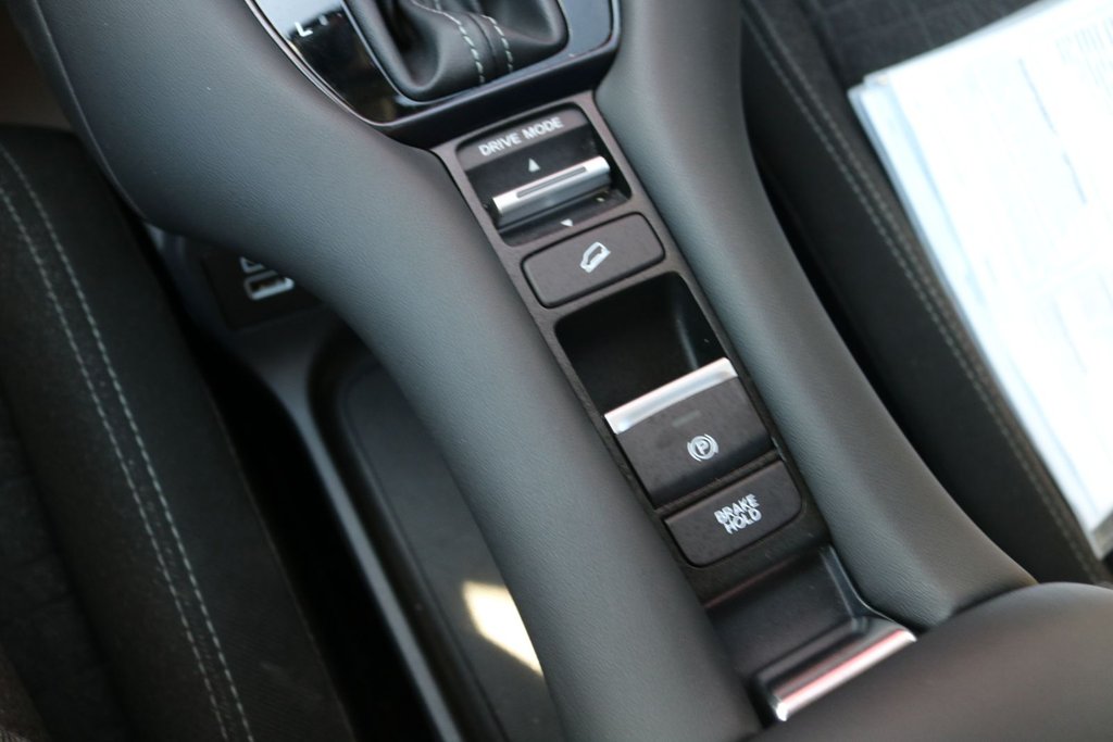 2023 Honda HR-V LX | FWD in Gatineau, Quebec - 15 - w1024h768px