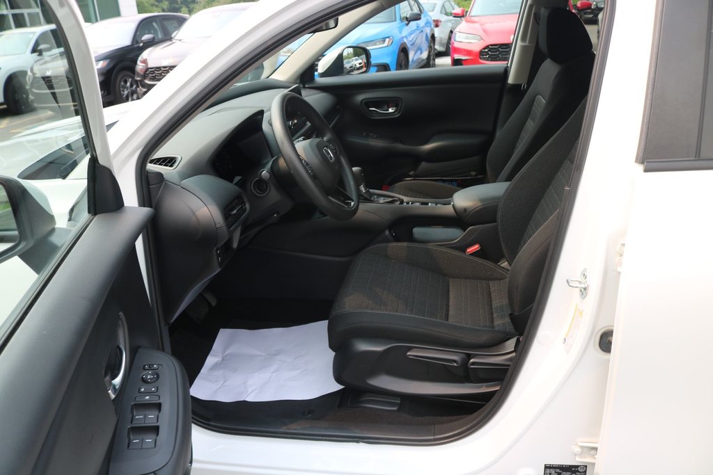 Honda HR-V LX-B | FWD 2024 à Montréal, Québec - 7 - w1024h768px