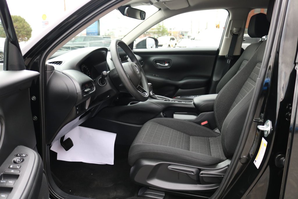 2025 Honda HR-V LX-B | FWD in Gatineau, Quebec - 7 - w1024h768px