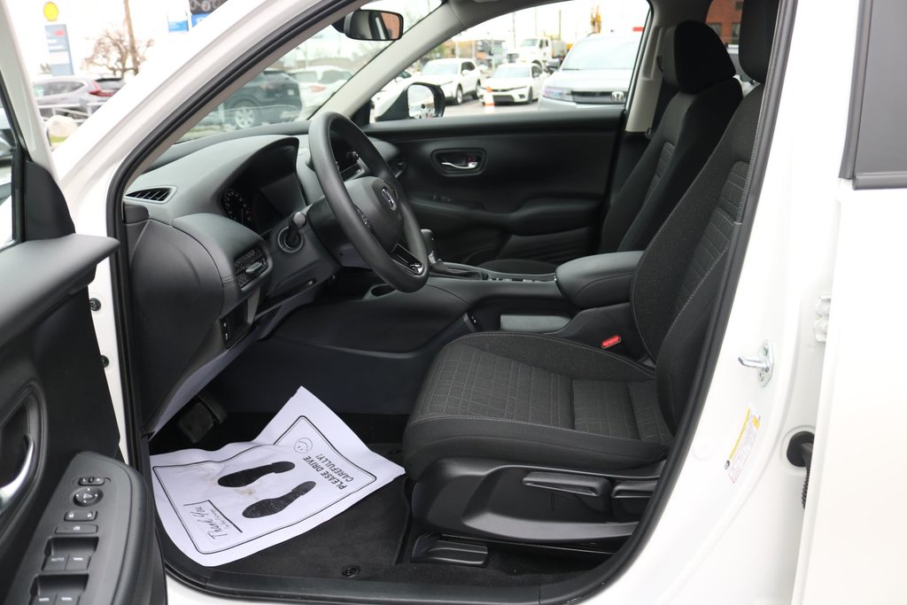 2025 Honda HR-V LX-B | FWD in Gatineau, Quebec - 7 - w1024h768px