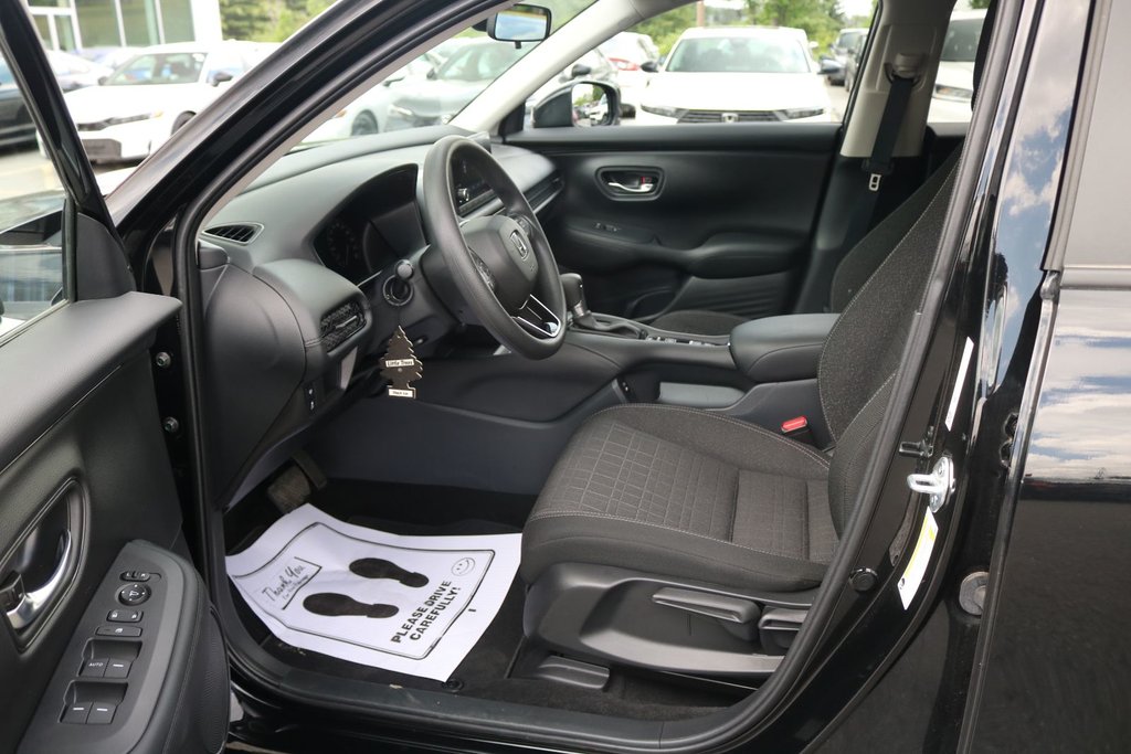 2025 Honda HR-V LX-B | AWD in Montréal, Quebec - 7 - w1024h768px