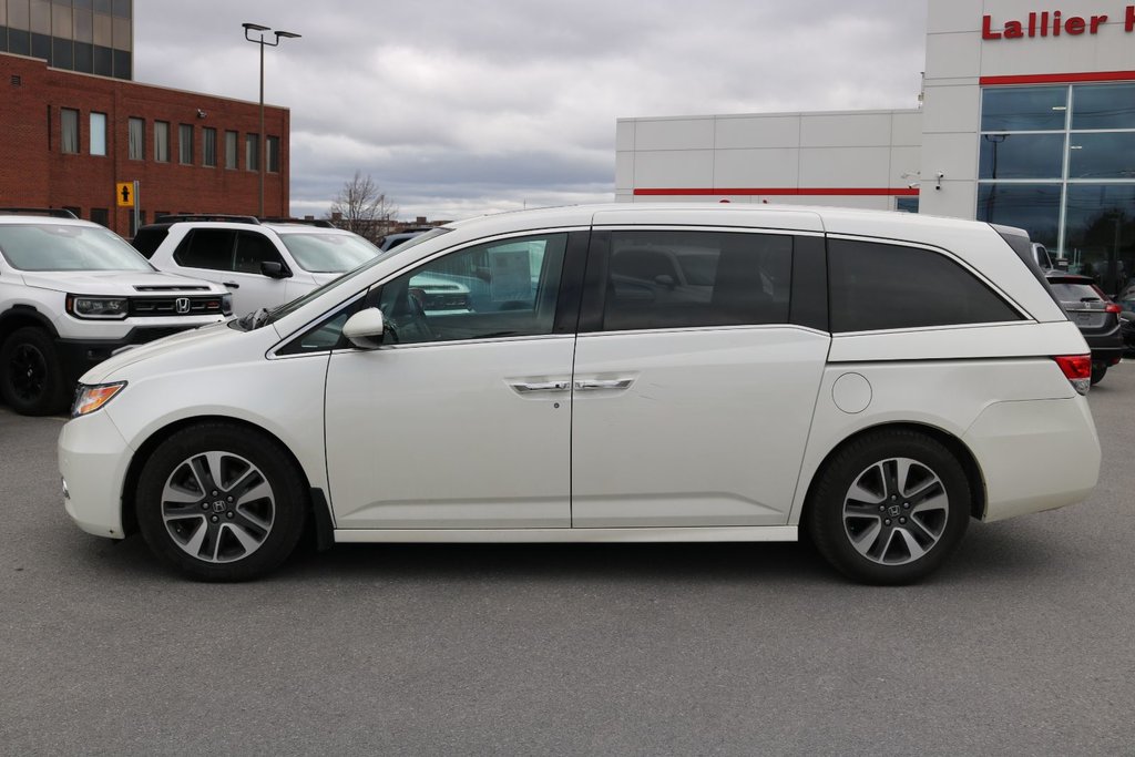 2015 Honda Odyssey Touring w/RES & Navi in Gatineau, Quebec - 2 - w1024h768px
