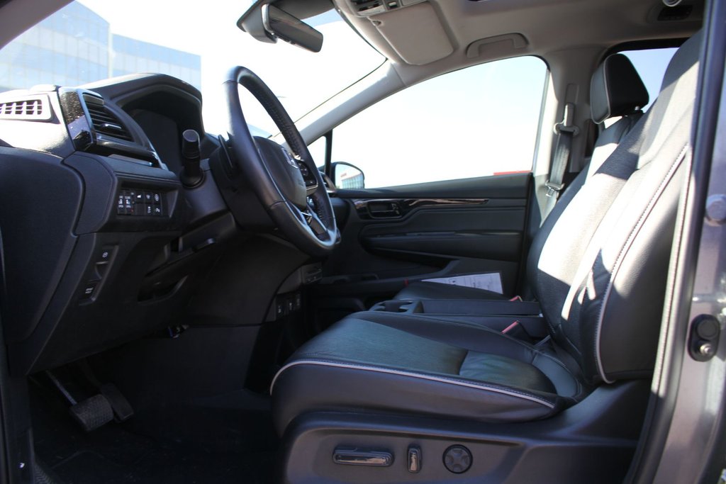 Honda Odyssey Touring 2023 à Gatineau, Québec - 8 - w1024h768px