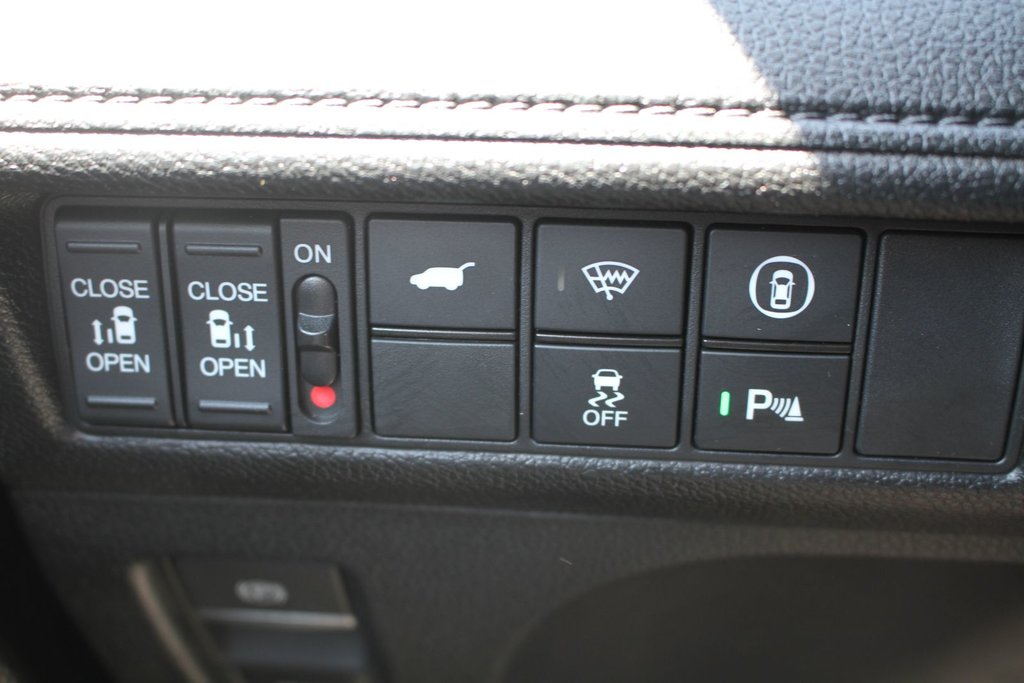 Honda Odyssey Touring 2024 à , Québec - 15 - w1024h768px
