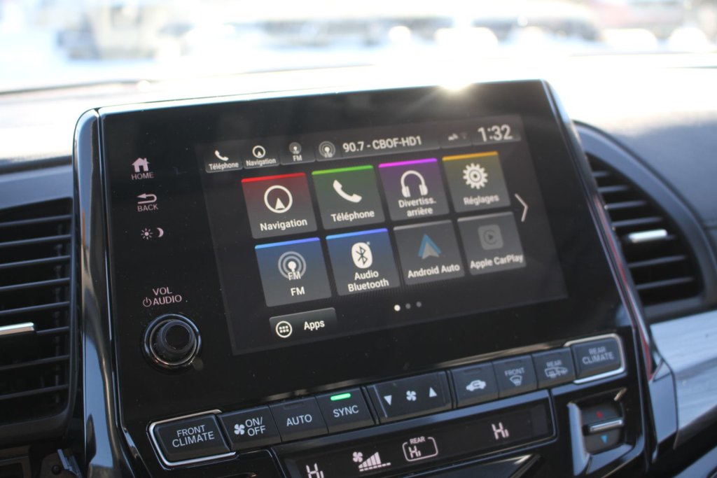 2024 Honda Odyssey Touring in , Quebec - 19 - w1024h768px