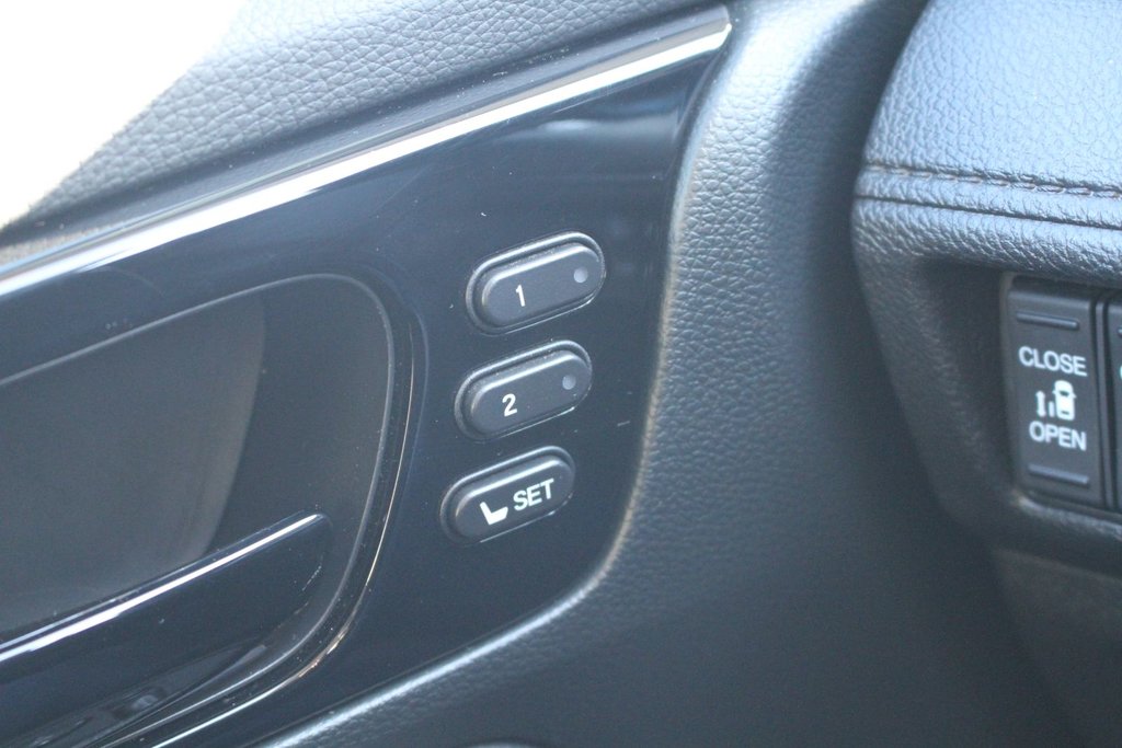 2024 Honda Odyssey Touring in , Quebec - 15 - w1024h768px