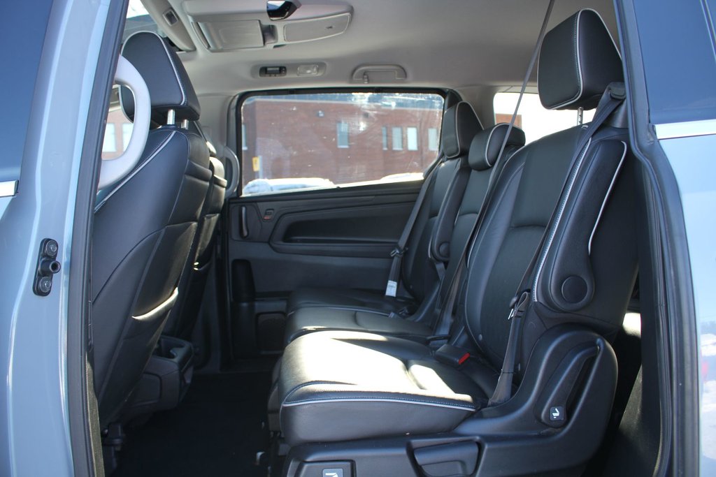 2024 Honda Odyssey Touring in , Quebec - 8 - w1024h768px