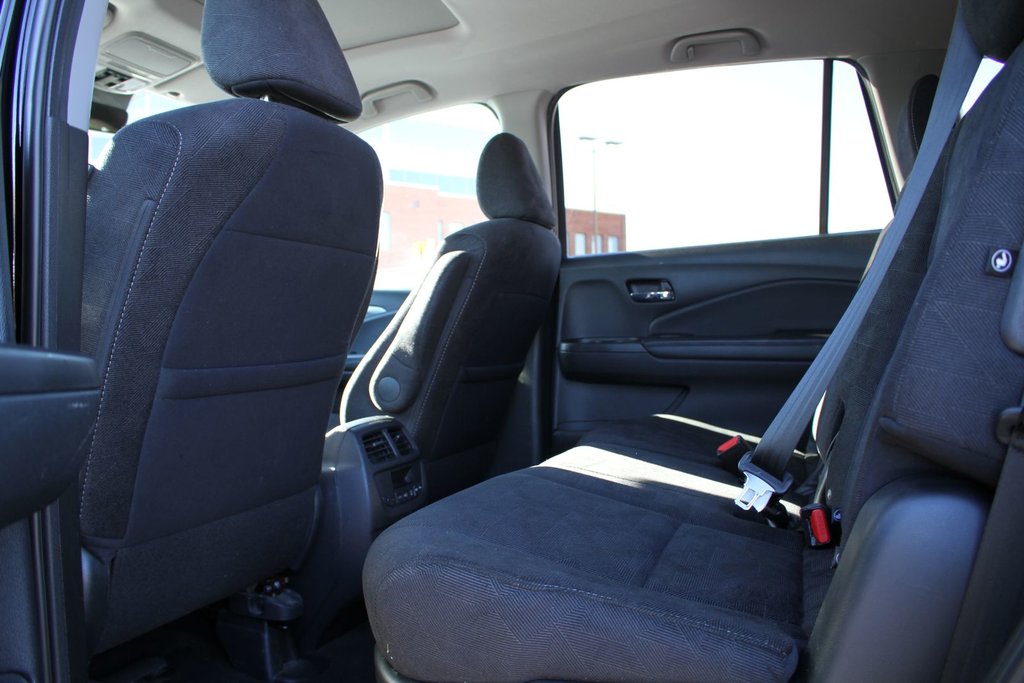 2020 Honda Pilot EX in Gatineau, Quebec - 9 - w1024h768px