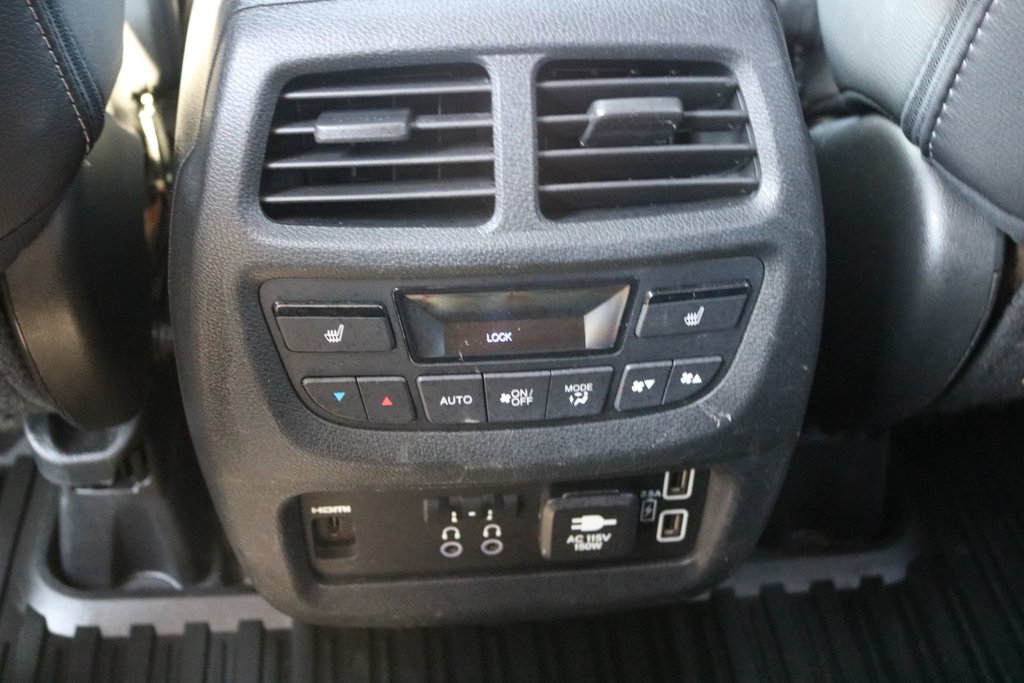 2021 Honda Pilot Touring | AWD in Gatineau, Quebec - 10 - w1024h768px