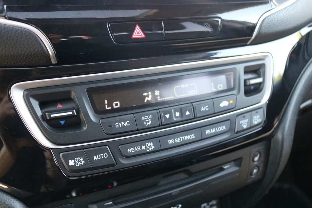 2021 Honda Pilot Touring | AWD in Gatineau, Quebec - 22 - w1024h768px