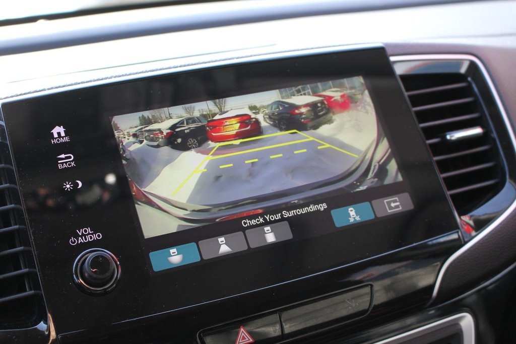 2022 Honda Pilot Touring 8-Passenger in Gatineau, Quebec - 26 - w1024h768px