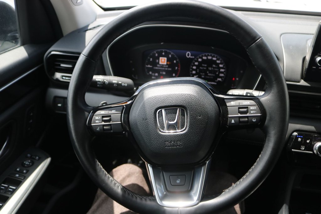 2025 Honda Pilot Touring | AWD in Montréal, Quebec - 12 - w1024h768px