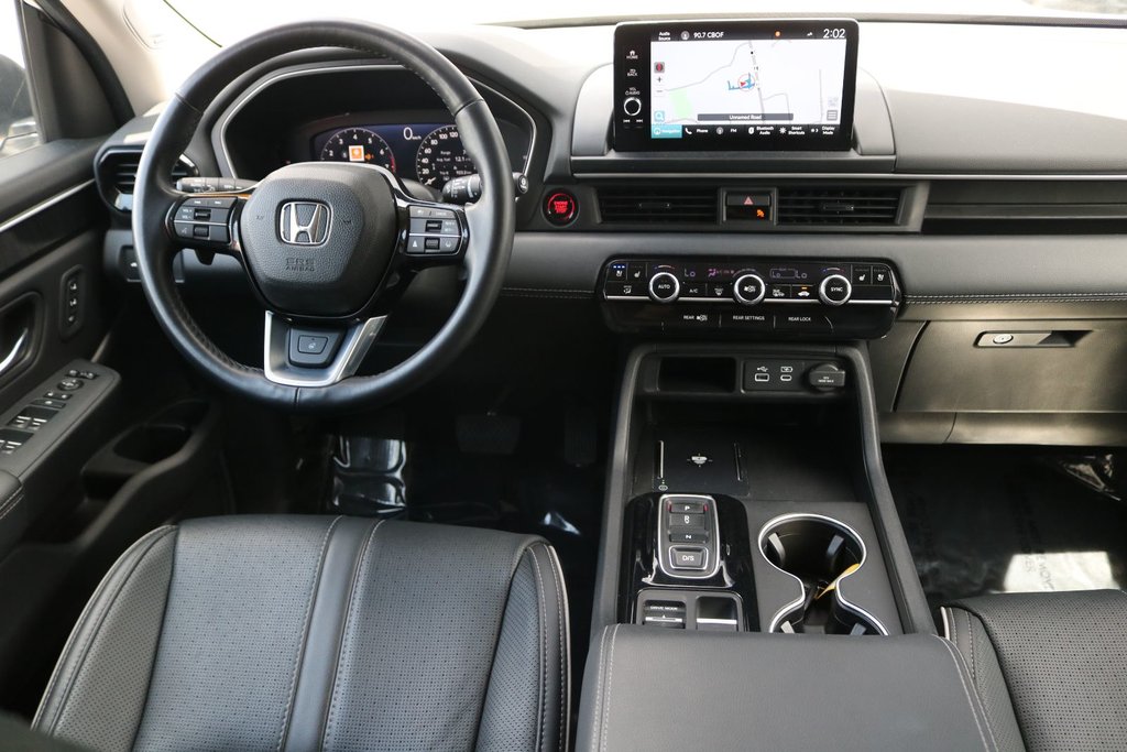 2025 Honda Pilot Touring | AWD in Montréal, Quebec - 11 - w1024h768px
