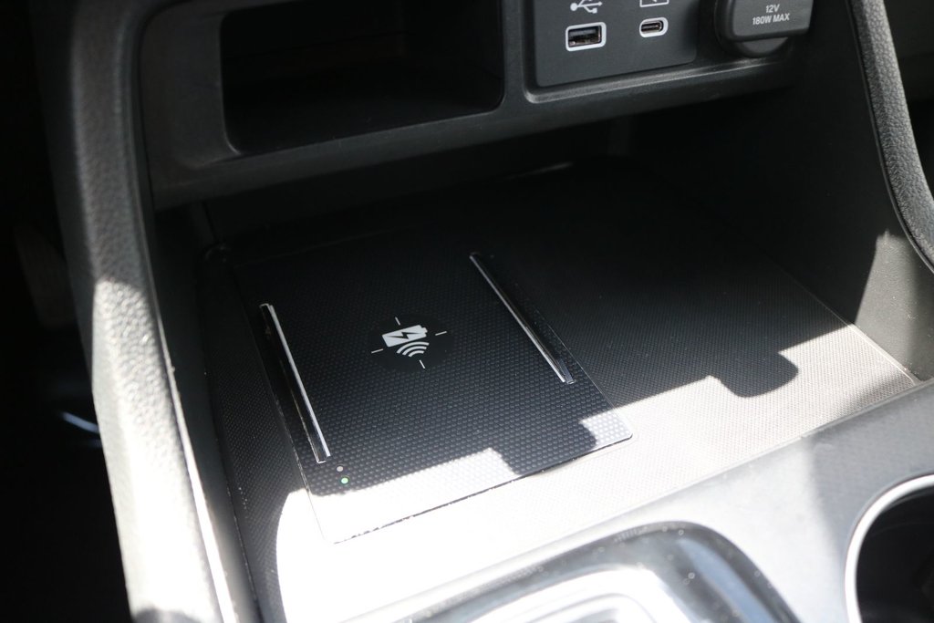 2025 Honda Pilot Touring | AWD in Montréal, Quebec - 21 - w1024h768px