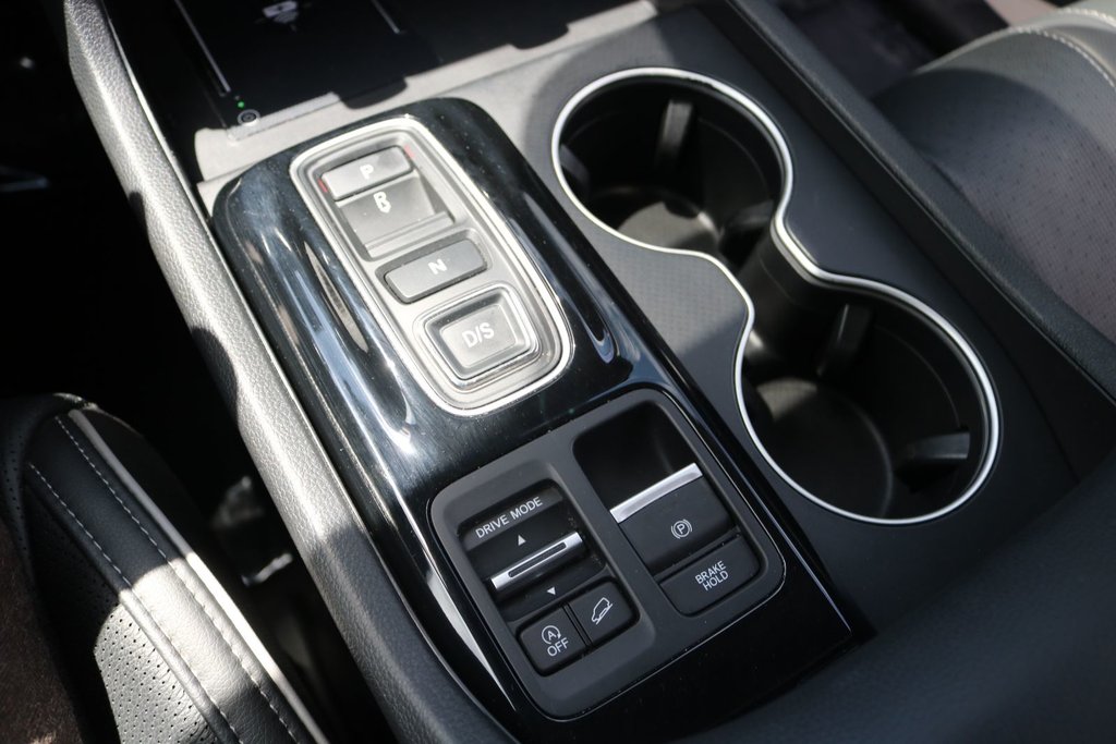 2025 Honda Pilot Touring | AWD in Montréal, Quebec - 20 - w1024h768px