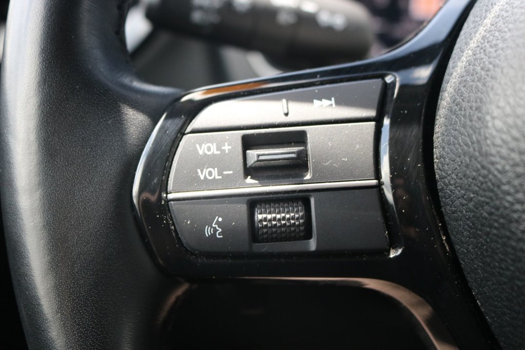 2025 Honda Pilot Touring | AWD in Montréal, Quebec - 14 - w1024h768px
