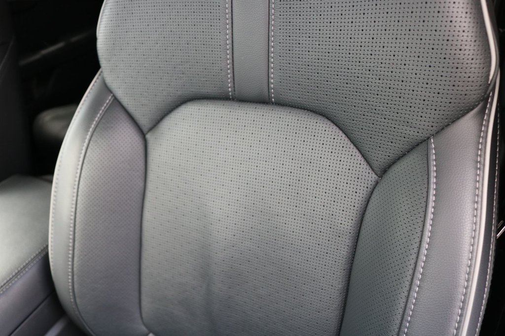 2025 Honda Pilot Touring | AWD in Montréal, Quebec - 27 - w1024h768px