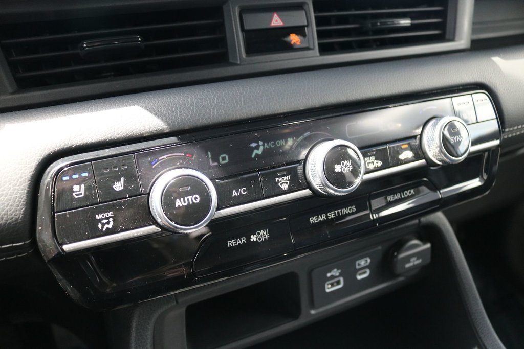 2025 Honda Pilot Touring | AWD in Montréal, Quebec - 22 - w1024h768px
