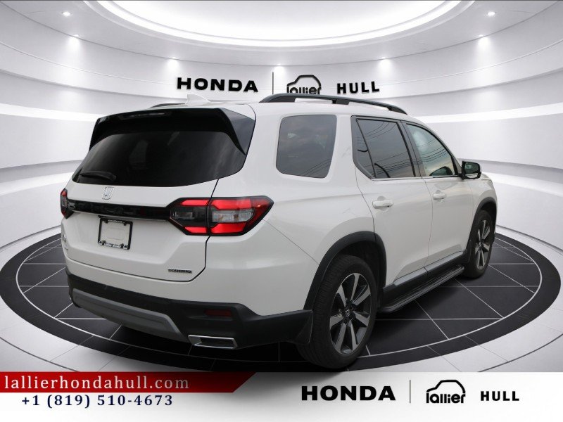 2025 Honda Pilot Touring | AWD in Gatineau, Quebec - 5 - w1024h768px