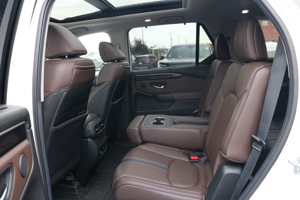 2025 Honda Pilot Touring | AWD in Gatineau, Quebec - 8 - w1024h768px
