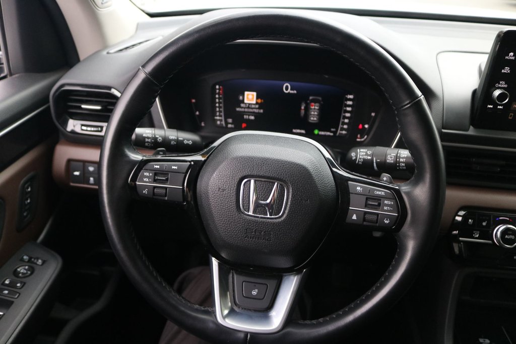 2025 Honda Pilot Touring | AWD in Gatineau, Quebec - 12 - w1024h768px
