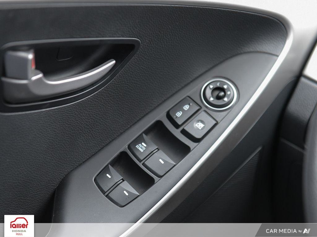 Hyundai Elantra GT GL 2015 à Gatineau, Québec - 17 - w1024h768px