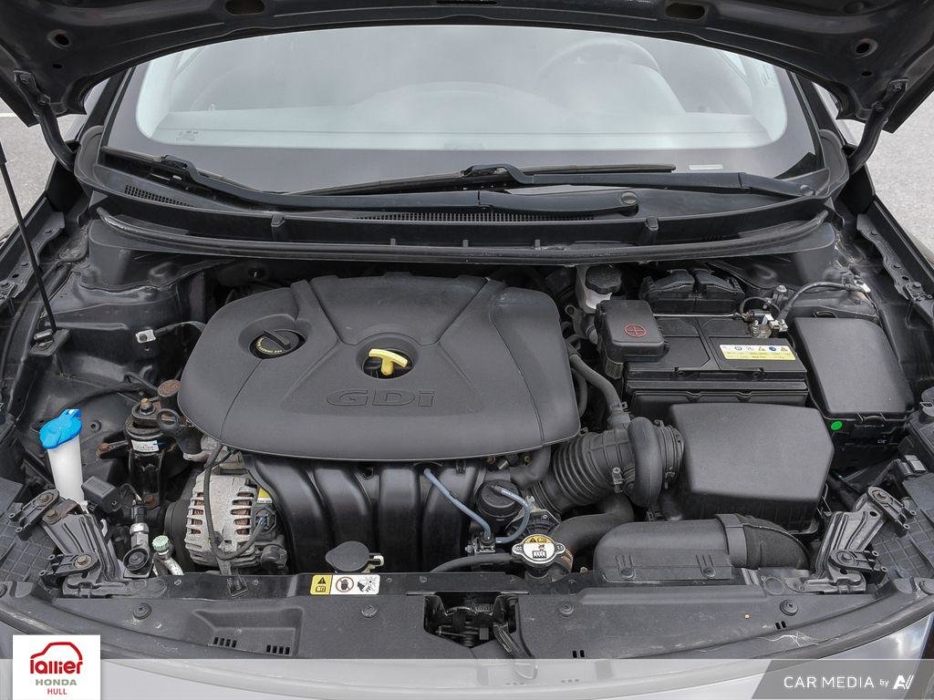 Hyundai Elantra GT GL 2015 à Gatineau, Québec - 8 - w1024h768px