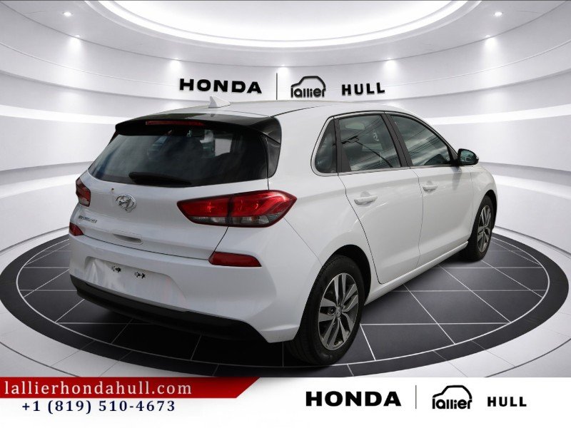 2019 Hyundai Elantra GT Preferred in Gatineau, Quebec - 5 - w1024h768px