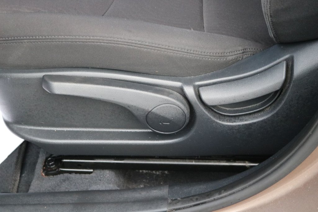 2016 Hyundai Elantra GLS in Gatineau, Quebec - 17 - w1024h768px
