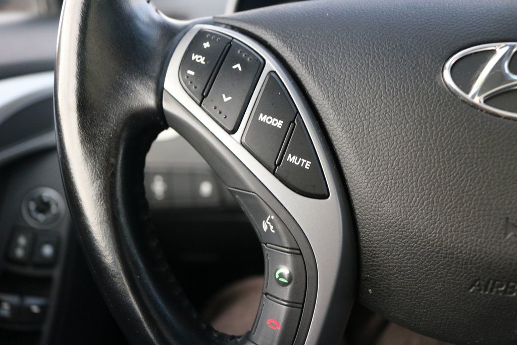 2016 Hyundai Elantra GLS in Gatineau, Quebec - 10 - w1024h768px