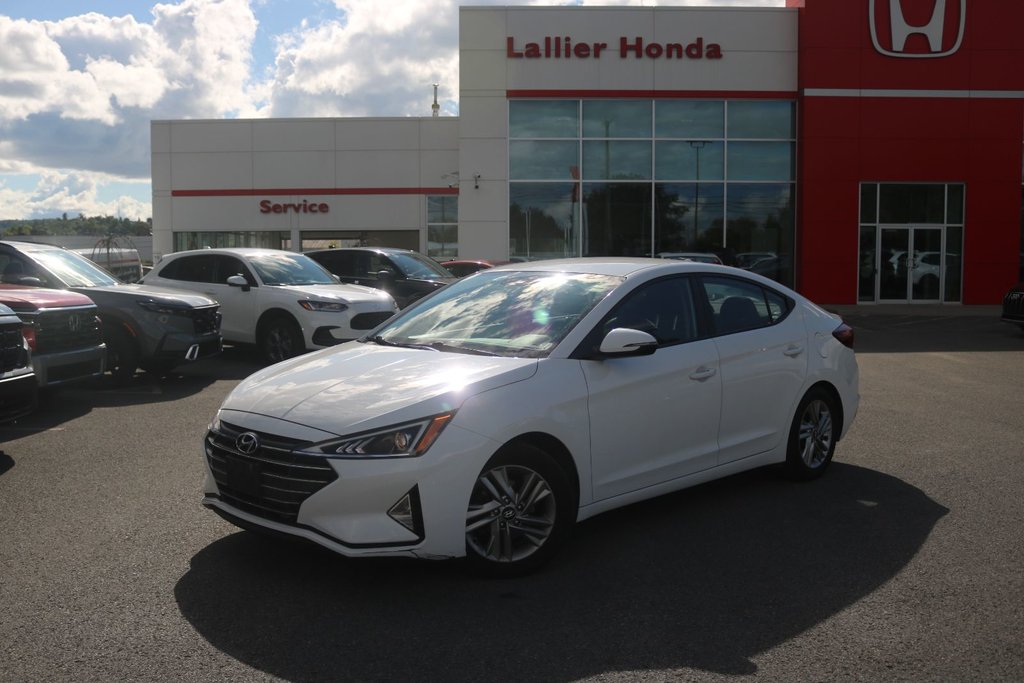 2019 Hyundai Elantra Preferred in Montréal, Quebec - 1 - w1024h768px