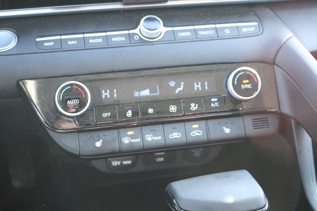 Hyundai Elantra Preferred 2024 à , Québec - 16 - w1024h768px