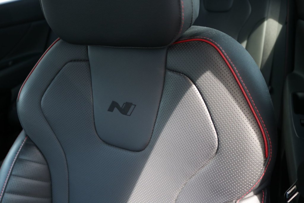 2025 Hyundai Elantra N Line Ultimate in Montréal, Quebec - 21 - w1024h768px