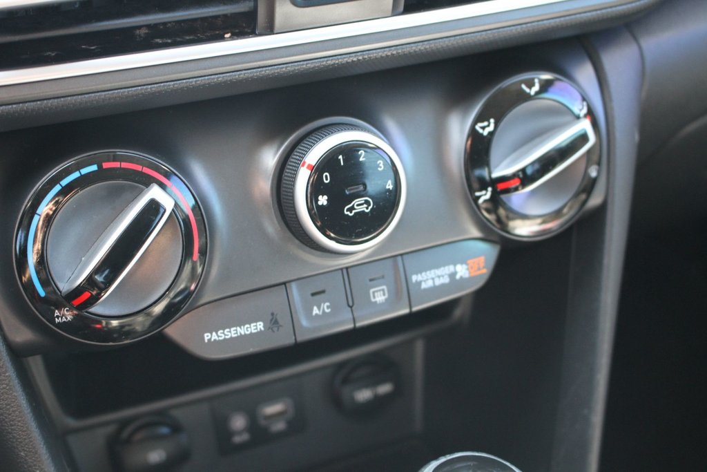 2021 Hyundai Kona Preferred in Montréal, Quebec - 16 - w1024h768px