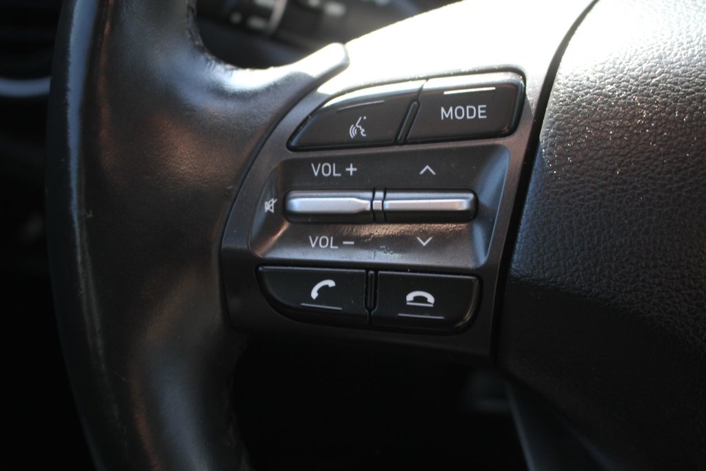 2021 Hyundai Kona Preferred in Montréal, Quebec - 12 - w1024h768px