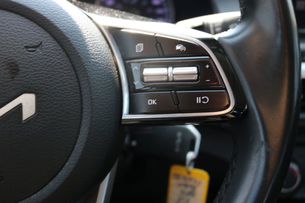 2023 Kia Forte LX in Montréal, Quebec - 14 - w1024h768px