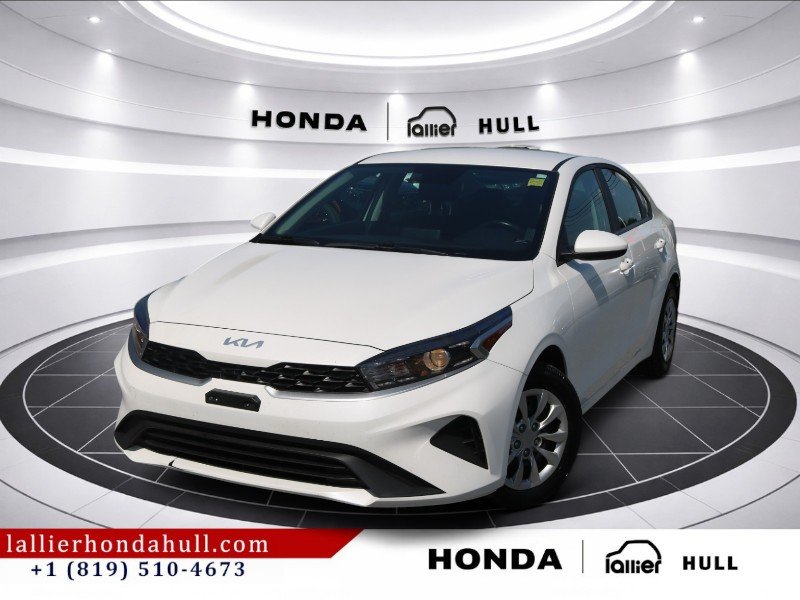 2023 Kia Forte LX in Montréal, Quebec - 1 - w1024h768px