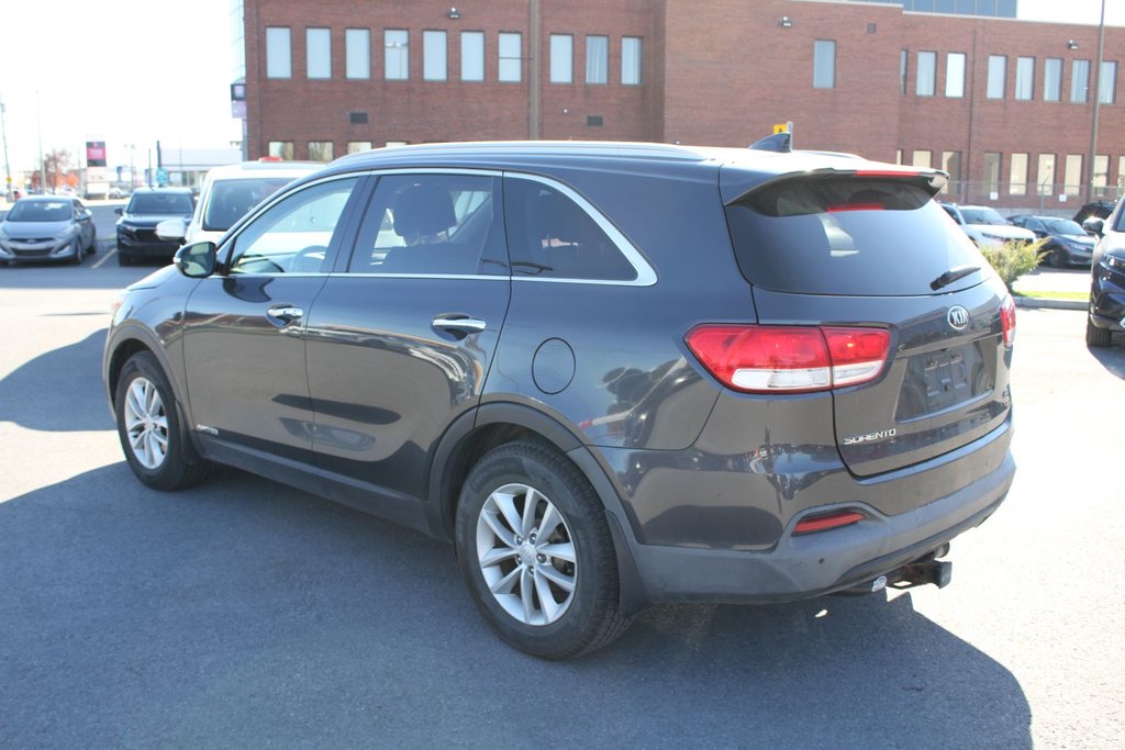 2017 Kia Sorento LX | AWD in Gatineau, Quebec - 3 - w1024h768px
