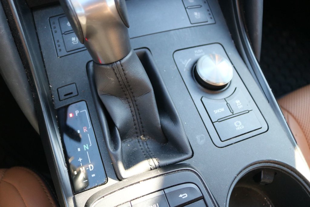 2022 Lexus IS 300 in Gatineau, Quebec - 16 - w1024h768px