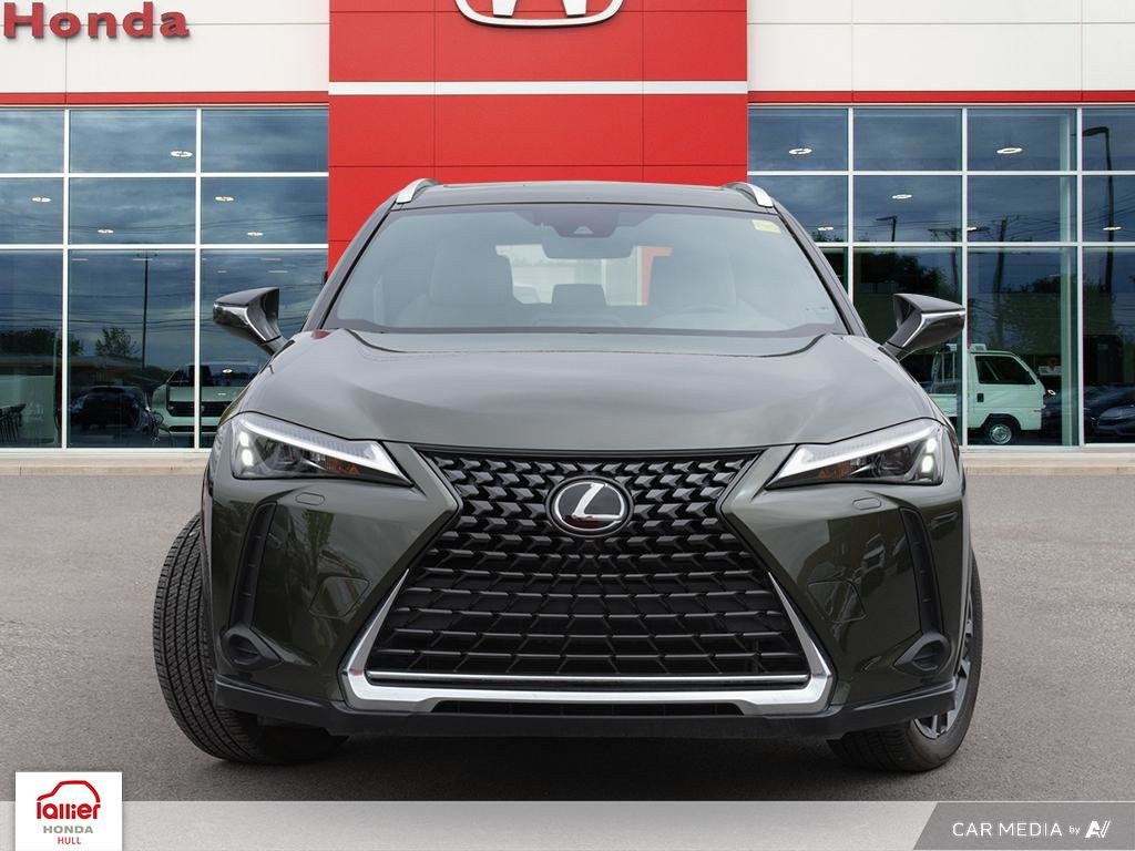 Lexus UX250H Premium | AWD 2024 à , Québec - 2 - w1024h768px