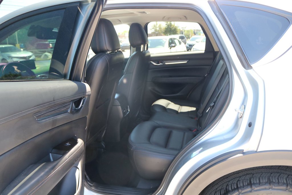 2018 Mazda CX-5 GT | AWD in Montréal, Quebec - 8 - w1024h768px