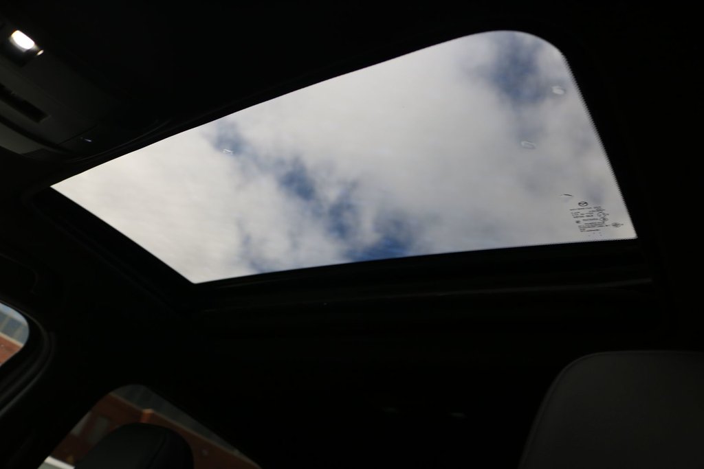2023 Mazda CX-5 Sport Design in Gatineau, Quebec - 24 - w1024h768px