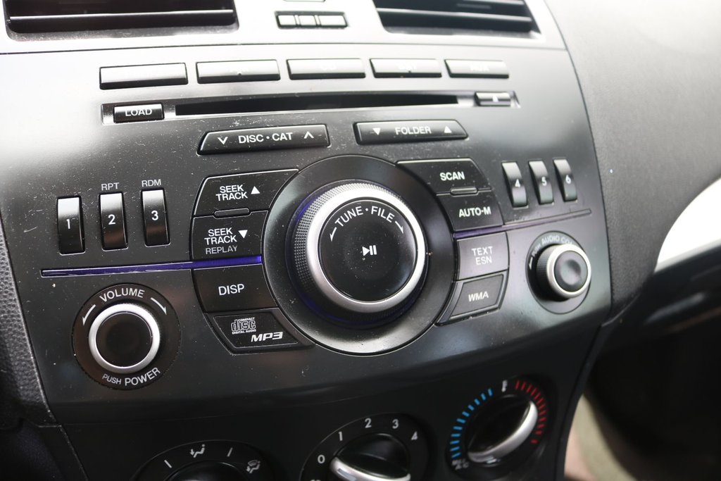 2013 Mazda 3 Sport GX in Montréal, Quebec - 17 - w1024h768px